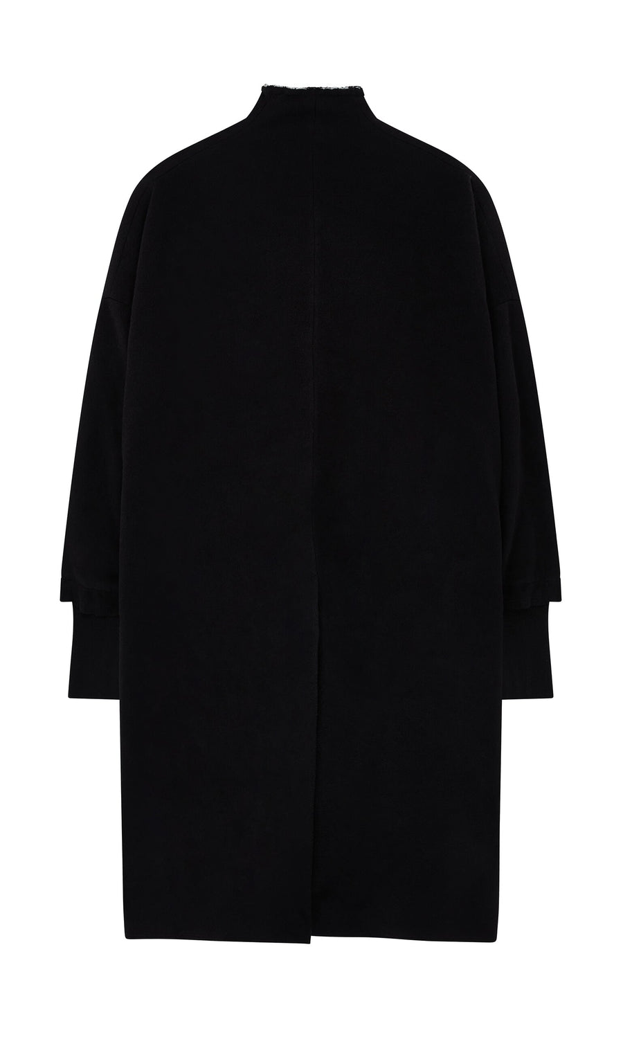 Plümo- Sigrun Coat: long black wool-cashmere coat with a straight silhouette, high neckline, and long sleeves.