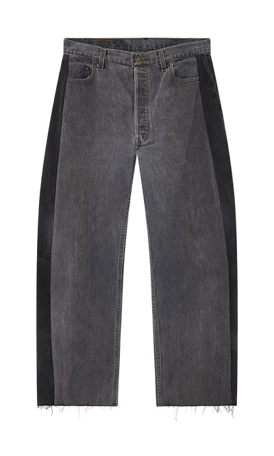 Plümo- Vintage Black Lasso Jeans: wide-leg fit with black side panels and frayed hems, shown flat on a white background.