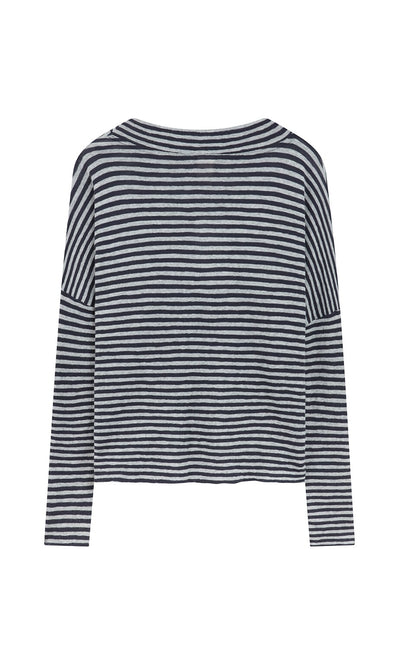 Plümo- Silvi Mockneck (dark navy stripe) long-sleeve shirt, horizontal stripes, back view on white background.