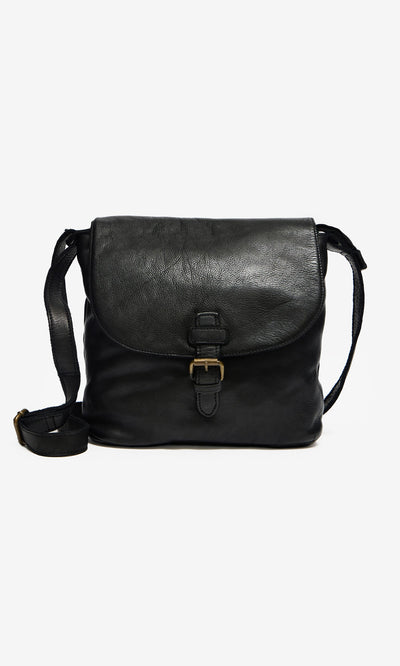 Plümo- Beck Crossbody Bag: black leather with flap closure, British buckle detail, and adjustable strap on white background.