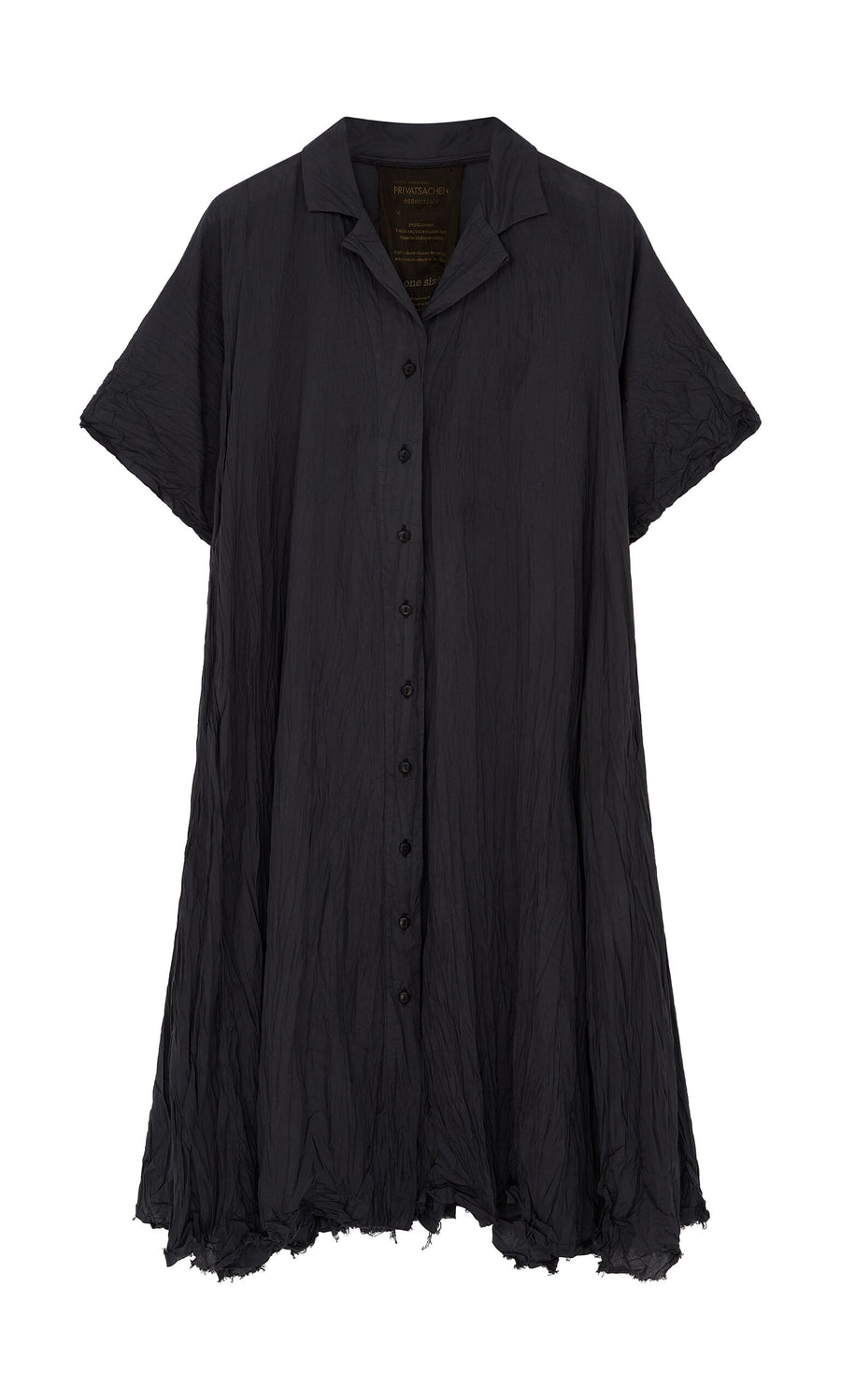 Plümo- The Brook Crinkle Dress is a relaxed-fit, short-sleeve black cotton shirt dress with a subtle collar and crinkled texture.