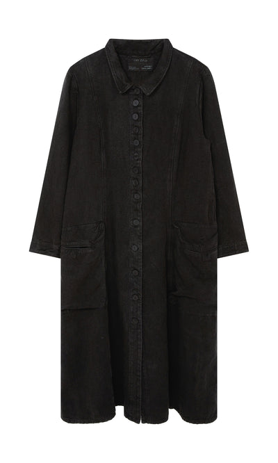 Plümo  Fowey Coat: black linen, relaxed fit with spread collar and large pockets, shown on white background.