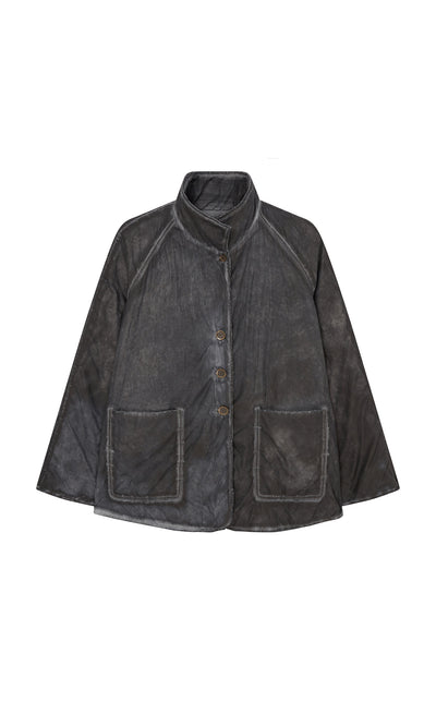 Plümo  Black Pepper Jacket in stone grey with two large front pockets, high collar, buttoned up on a white background.