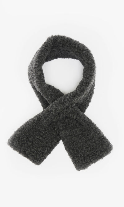 Plümo  A Kassel Scarf in soft charcoal grey with textured knit is laid flat, ends crossed, on a white background.
