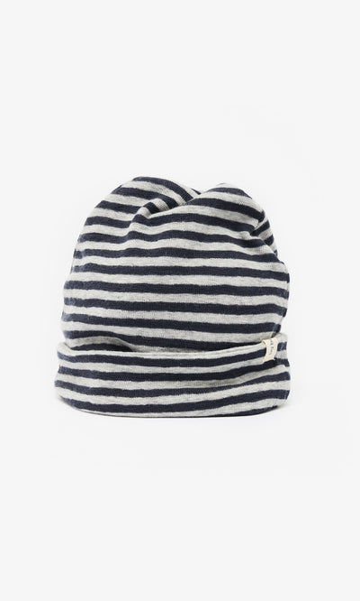 Plümo  Dawn Stripe Beanie: Navy and white stripes, slouchy fit—perfect knit for cool-weather style.