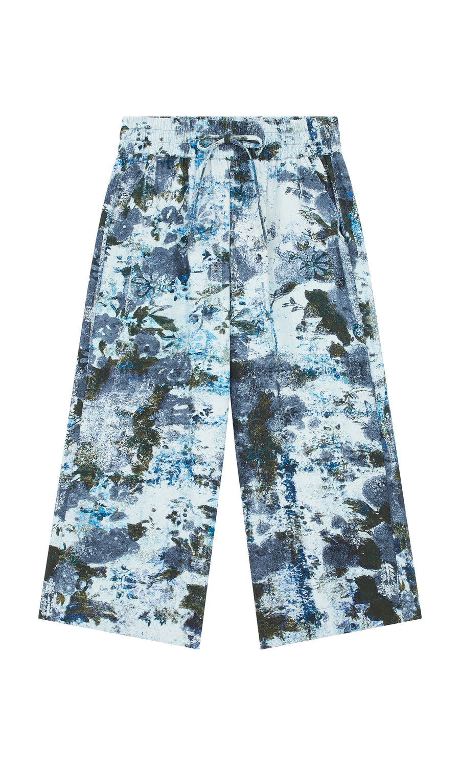 Plümo  Caccia Pants: blue/white floral Bermuda shorts, elastic waistband  drawstring, laid flat on white.