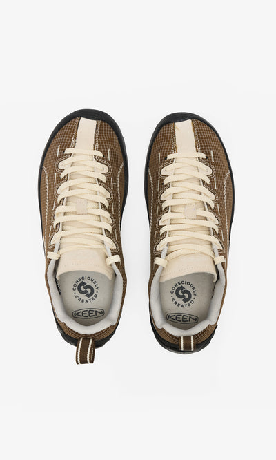 Plümo  Walking Shoes: Brown/beige, climbing-inspired trainers with textured uppers, canvas, and arch-supporting insoles.