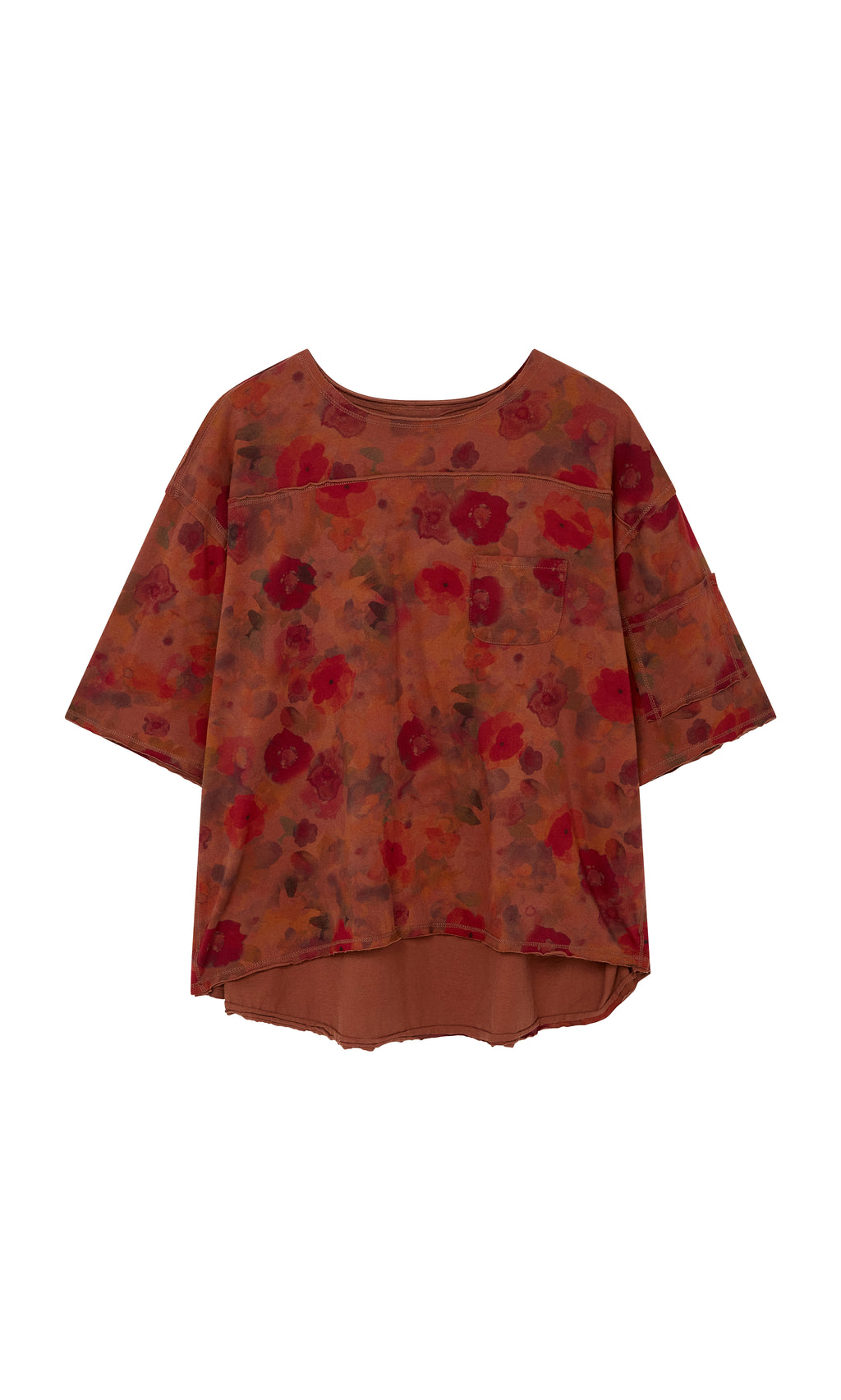 Plümo  Angie Tee: red-brown, short-sleeved cotton top with a floral print and slightly longer back hem.
