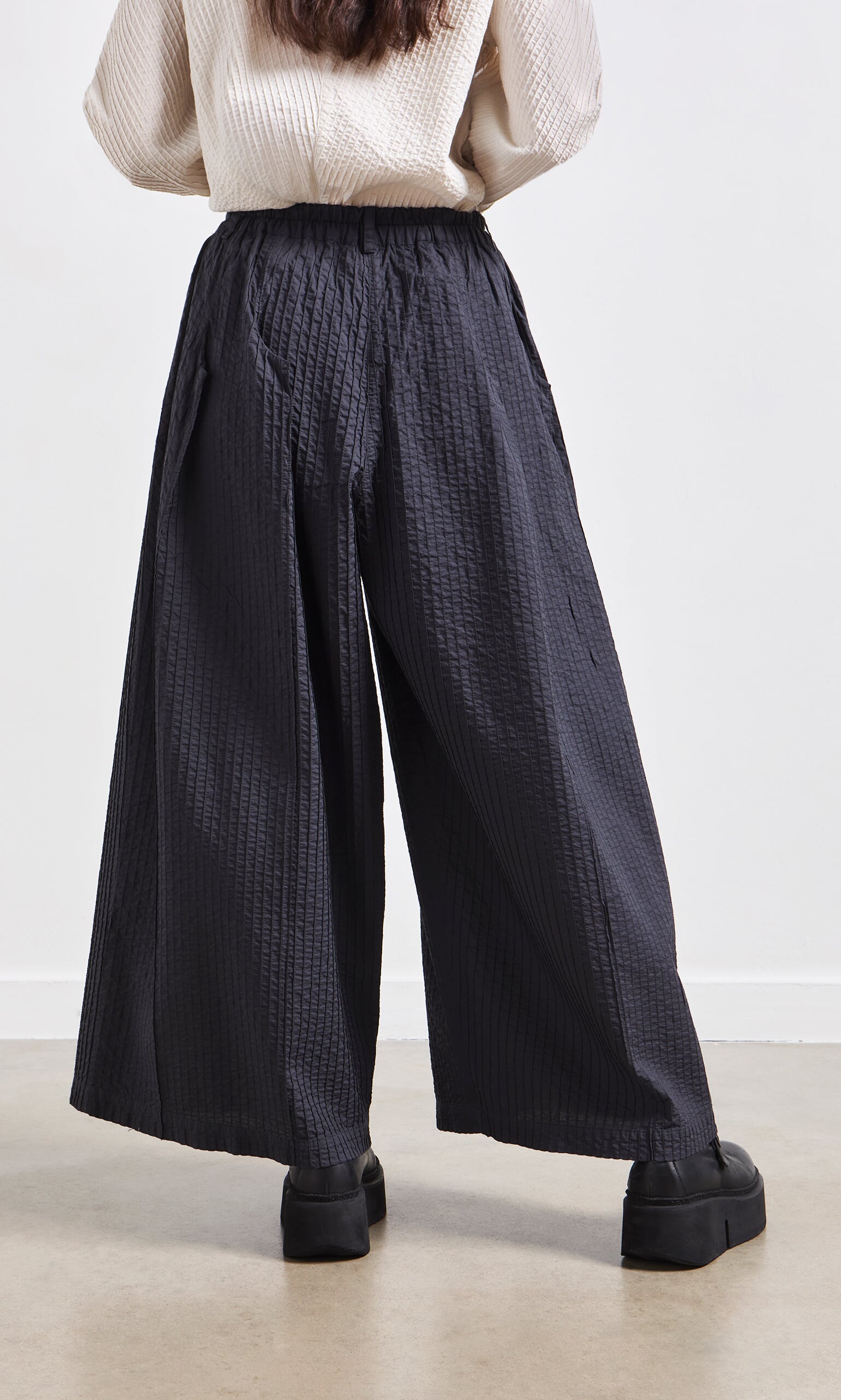 Japanese Wide-Leg Pants with Sculptural Pleats – Plümo Ltd