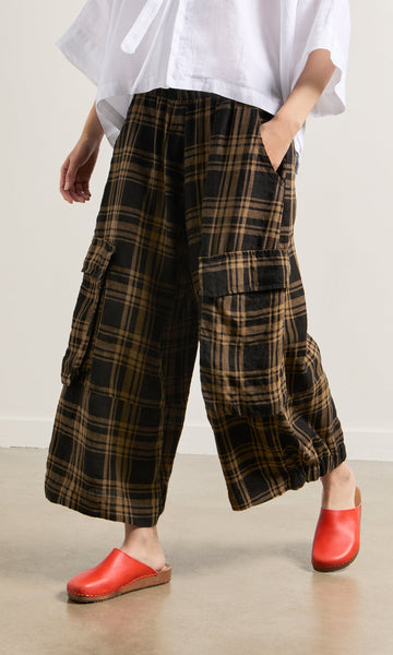 Windowpane Check Pants with Oversized Pockets – Plümo Ltd