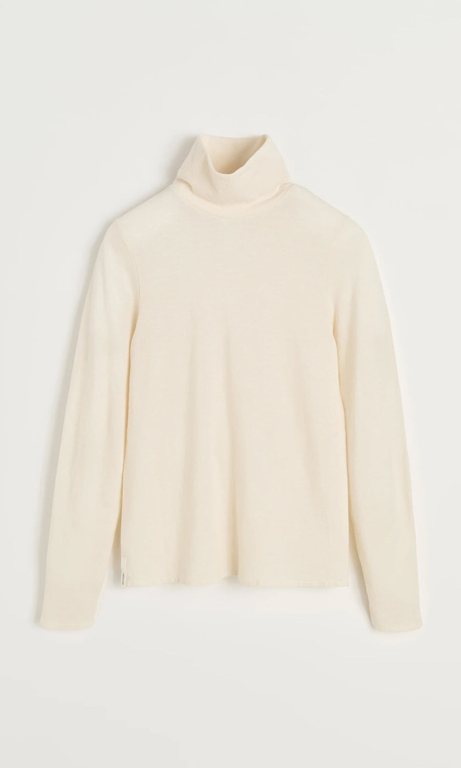 Plümo- Gentle Turtleneck in cream cotton and cashmere laid flat on a white background.