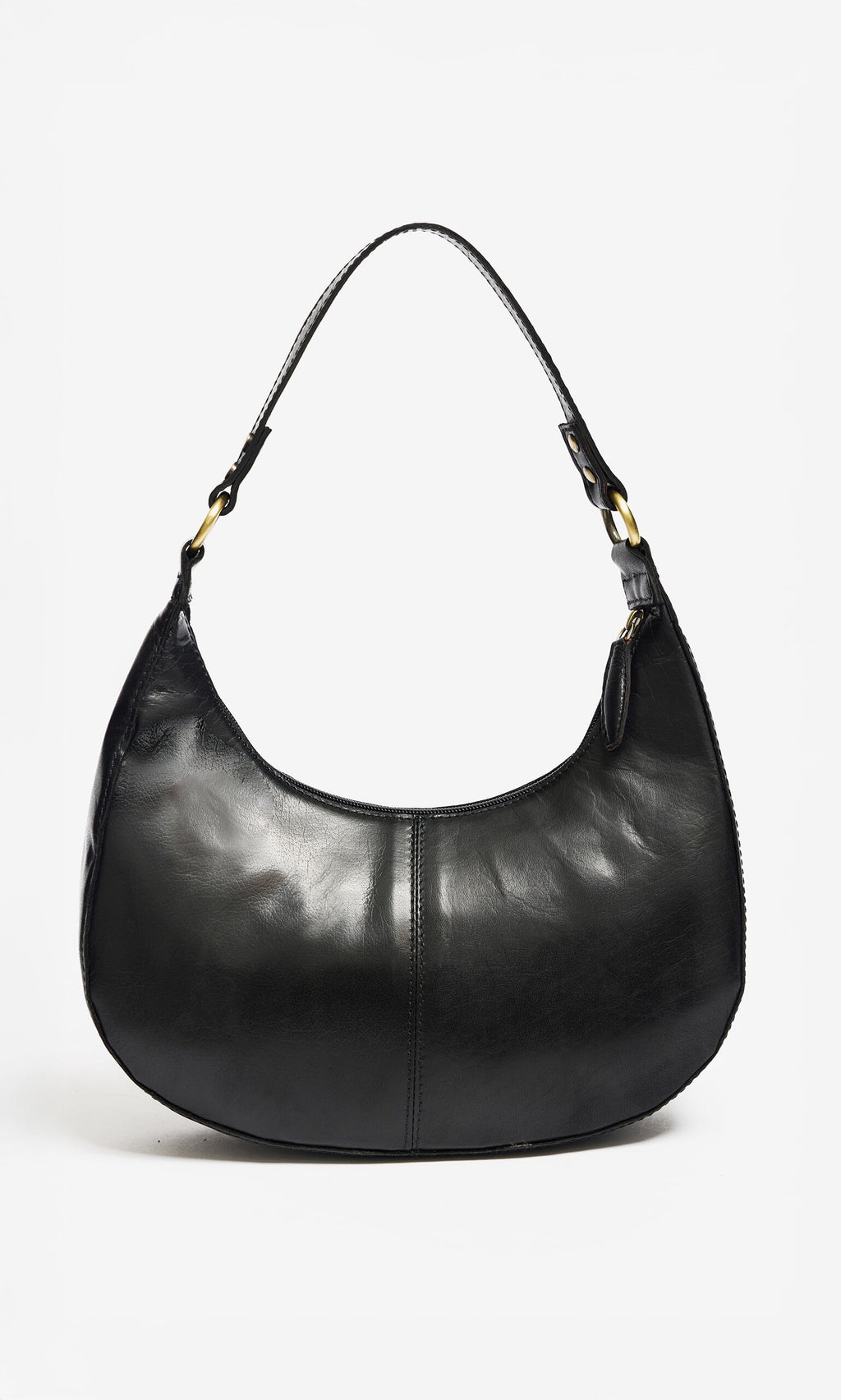Plümo- The Hadlow Bag is a polished leather crescent with a single strap, worn as a sleek shoulder or crossbody handbag.