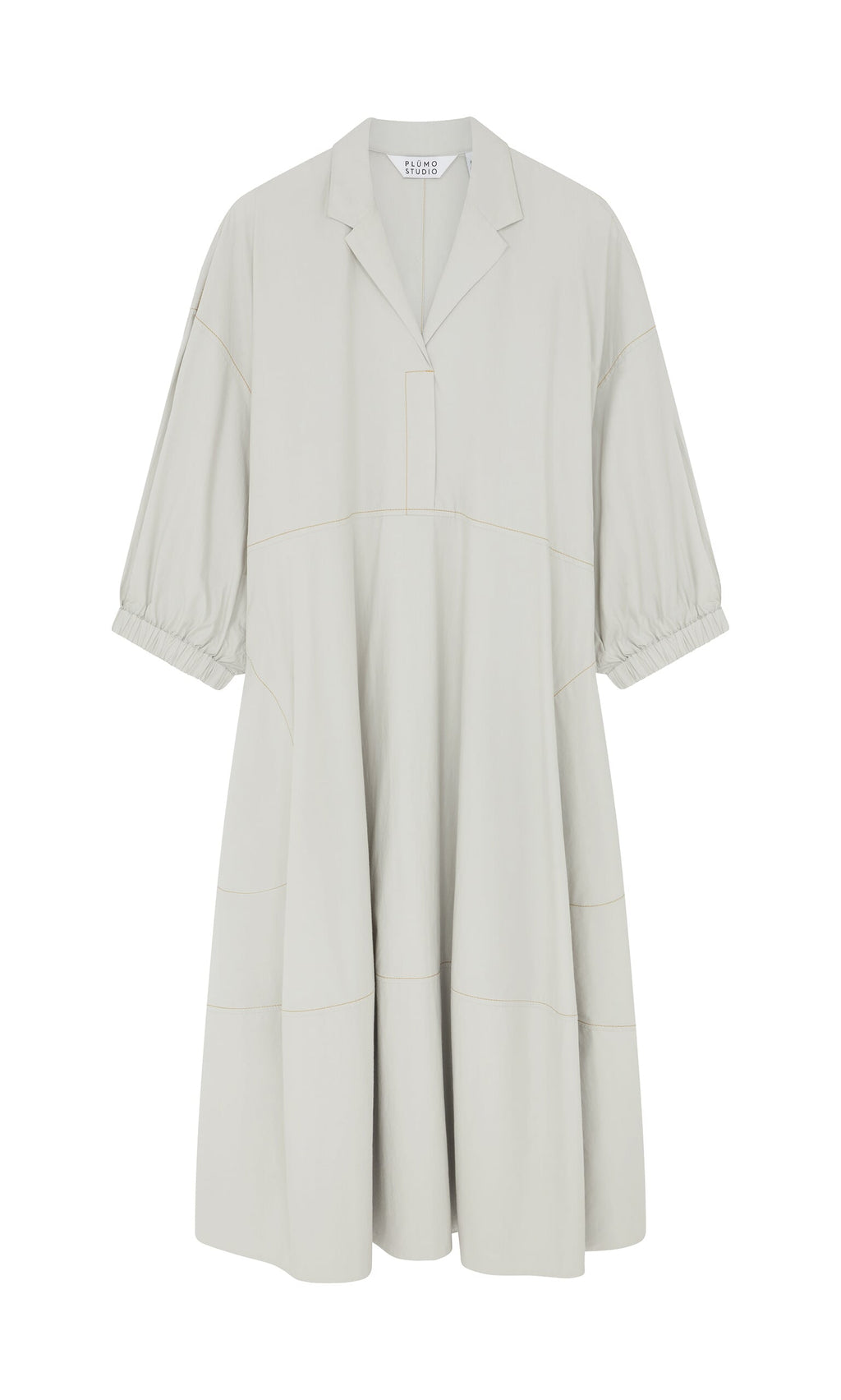 Plümo- The Kaisa Dress is a light grey cotton poplin dress with collar and balloon sleeves, made in England.