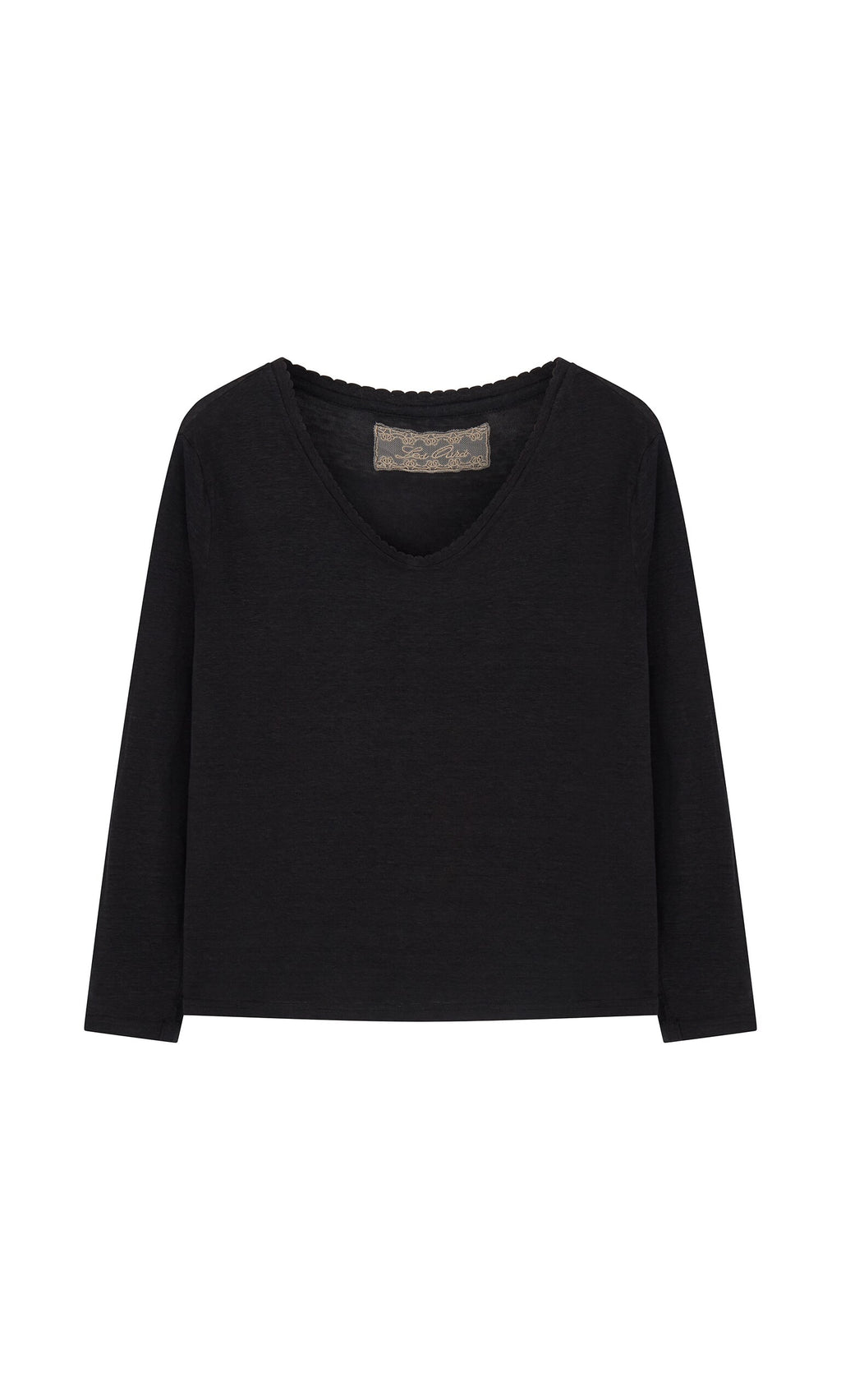 Plümo- Black Rail Top—long-sleeved, V-neck crop with a simple design, shown on a white background.