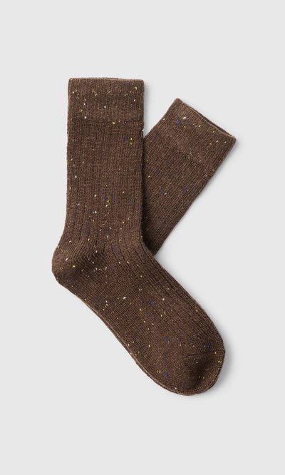 Plümo  Brown Speckled Socks with reinforced heels, shown flat on a light gray background.