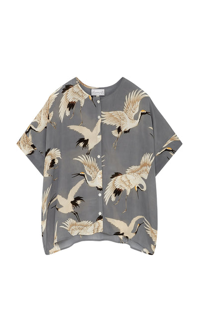 Plümo- Slate Stork Blouse: short-sleeved slate-grey kimono top featuring a pattern of white cranes.