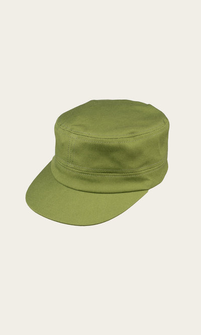 Plümo- The Tsuba Cap is an olive green Hanpu canvas workman’s hat, handmade in Kyoto with a flat top and short stiff brim.