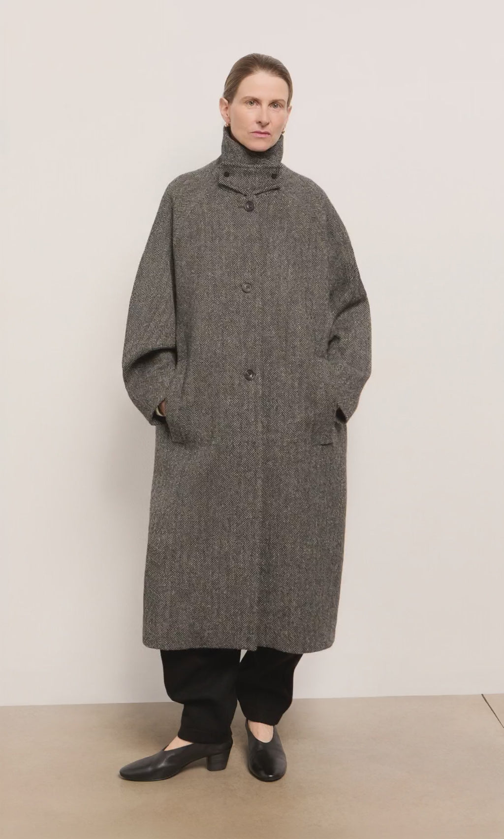 Balmacaan Tweed Coat
