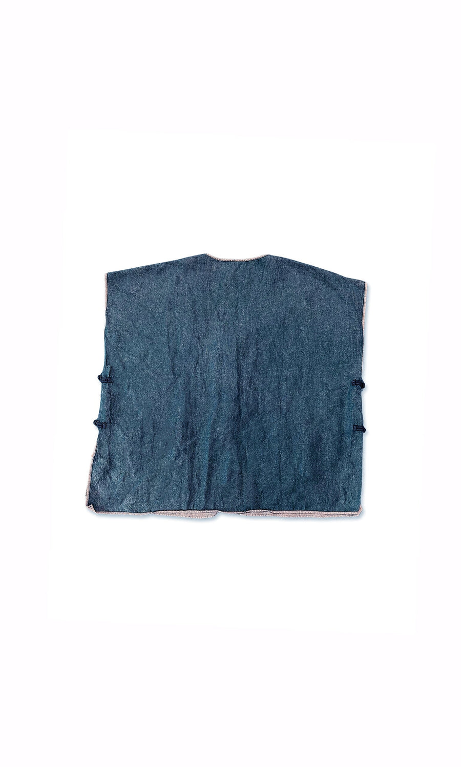 Plümo- Flat-lay of the Suzu Denim Gilet—sleeveless, blue, boxy fit with side openings on a white background.
