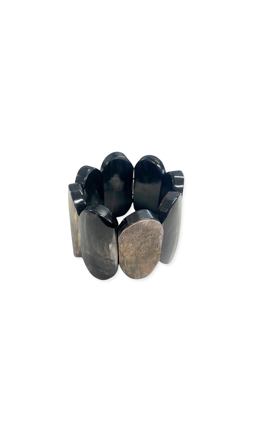 Plümo- The Kovi Bracelet features chunky black and brown oval horn beads, blending African craftsmanship with bold modern design.