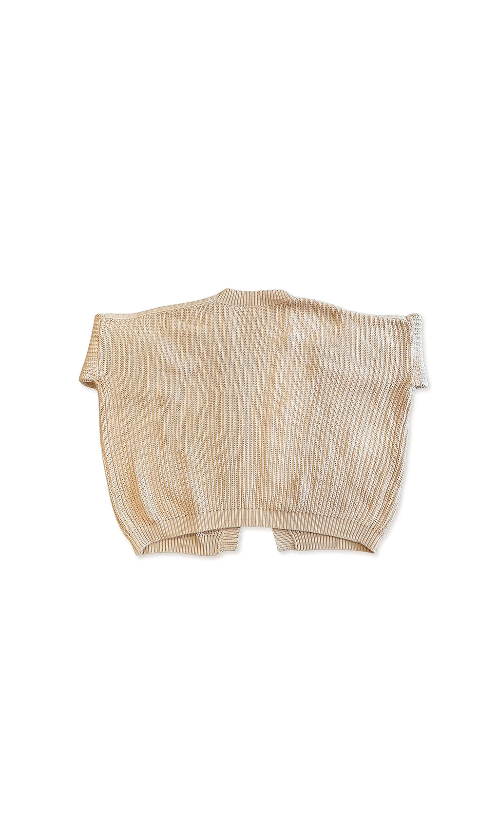 Plümo- Ottilie Cardigan in beige ribbed knit with short sleeves and slouchy fit, shown flat on a white background.