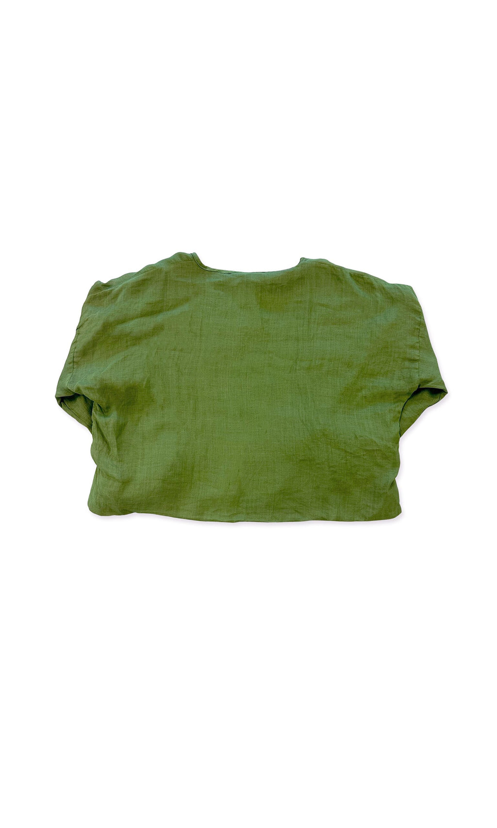 Plümo- Amabel Linen Jacket in green with short sleeves, boxy silhouette, laid flat on a white background, shown from the back.