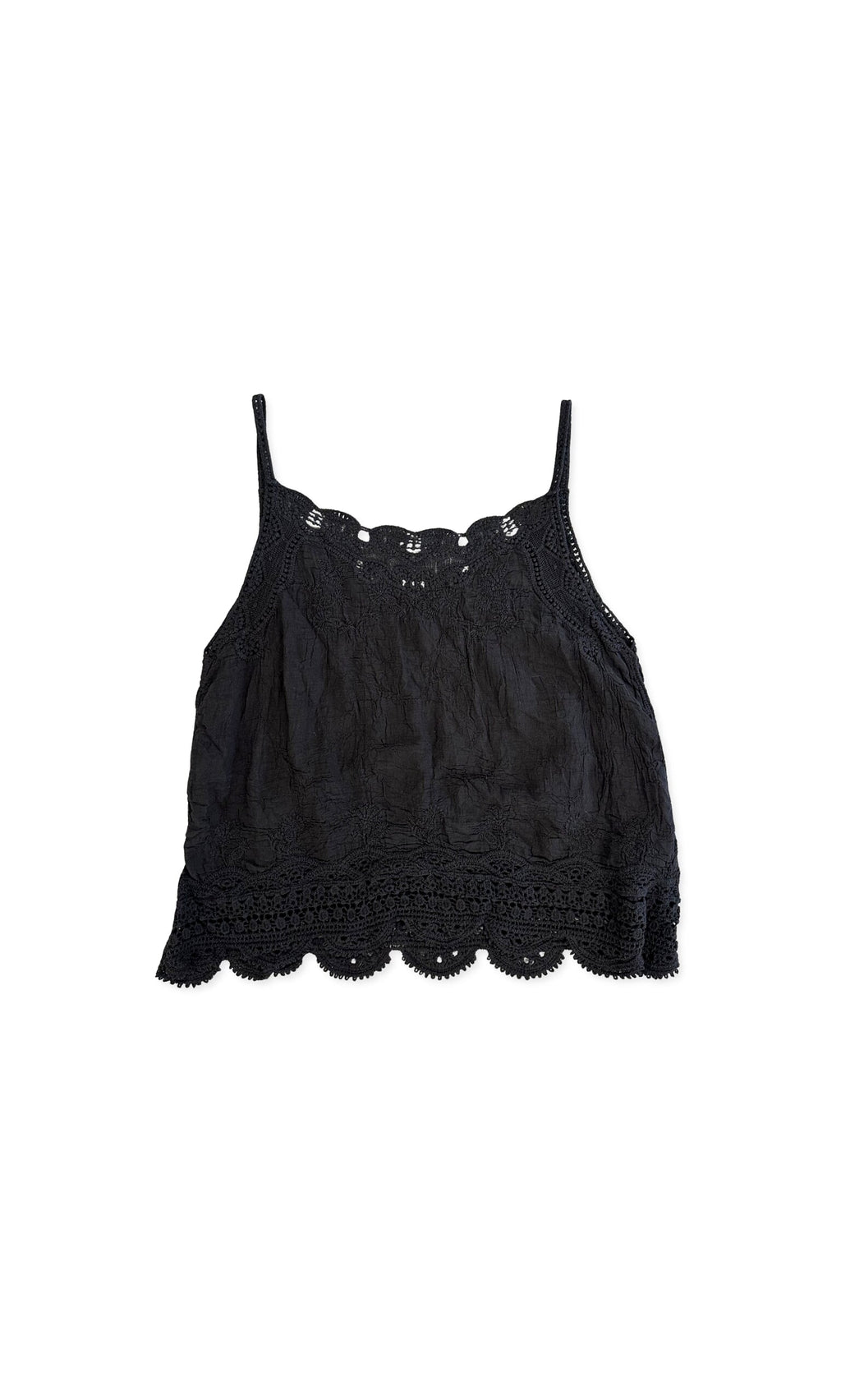 Plümo- Bethan Top: black cotton vest with lace trim, scalloped hem, and lightweight breathable fabric on white background.