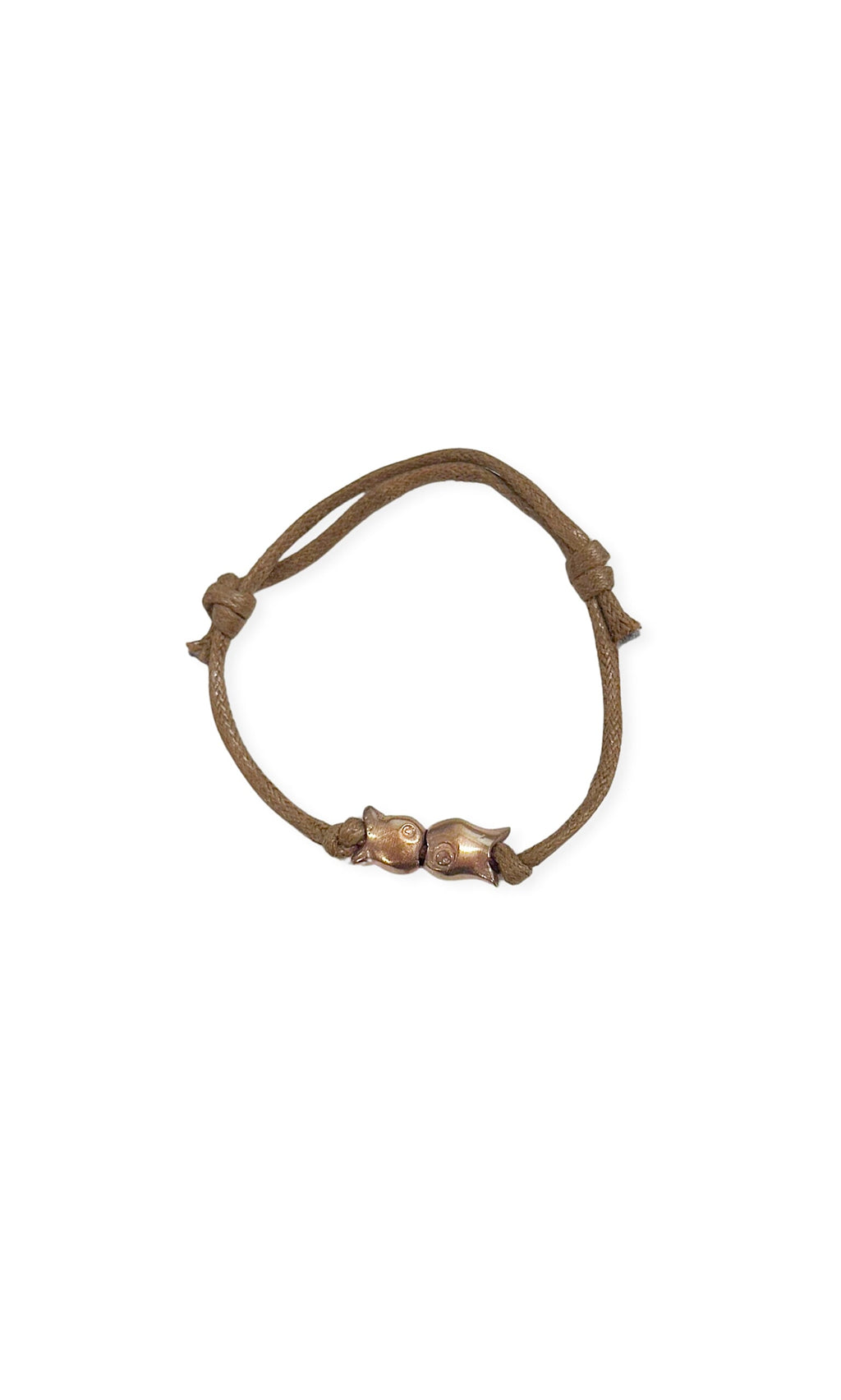 Plümo- Naselli Bracelet: Brown adjustable cord with two bronze fish beads facing each other at the center.