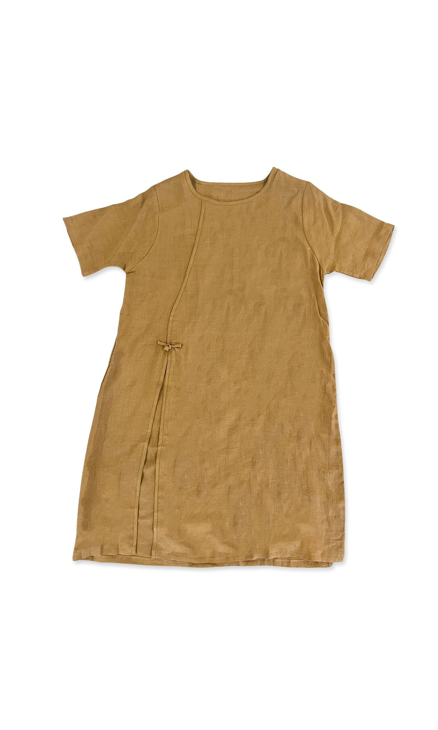 Plümo- Ocea Tunic: knee-length camel linen, short sleeves, side bow, minimalist; sizes UK8–UK14.