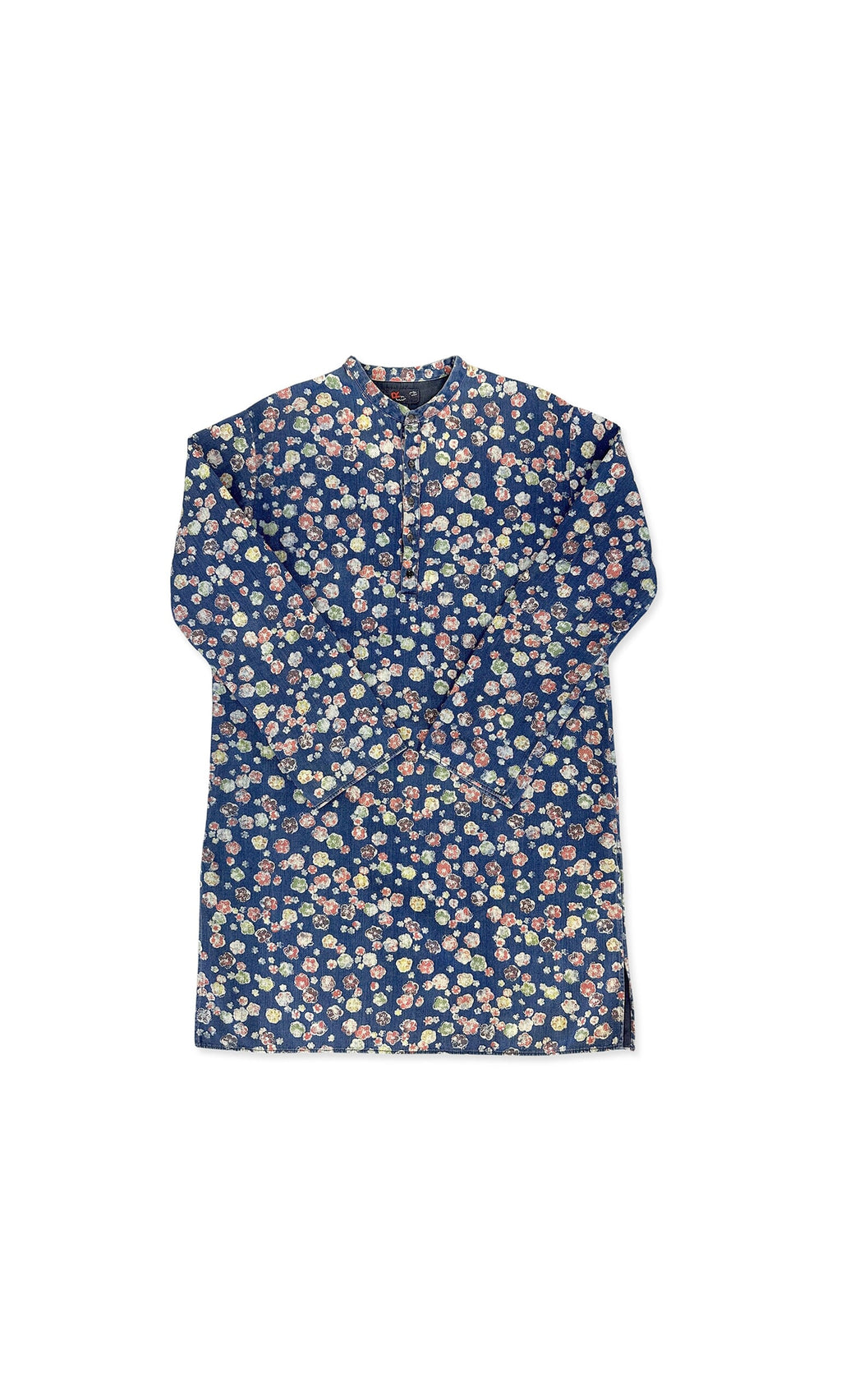 Plümo- A long-sleeved navy blue Oline Tunic by RE Tokyo with meadow floral print, round collar, laid flat on a white background.