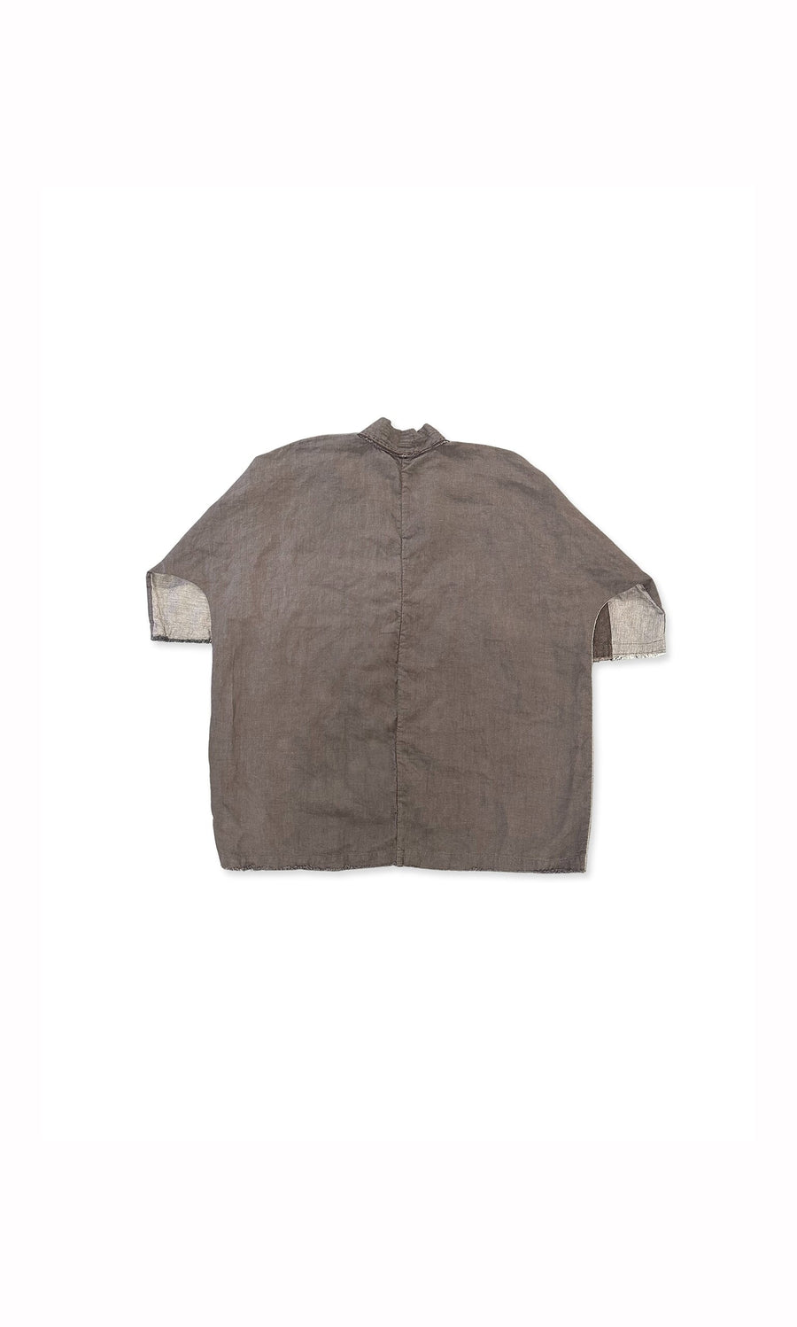 Plümo- The Taro Patch Kimono is a brown, short-sleeved, loose-fit jacket with visible white cuff lining and artisanal style.
