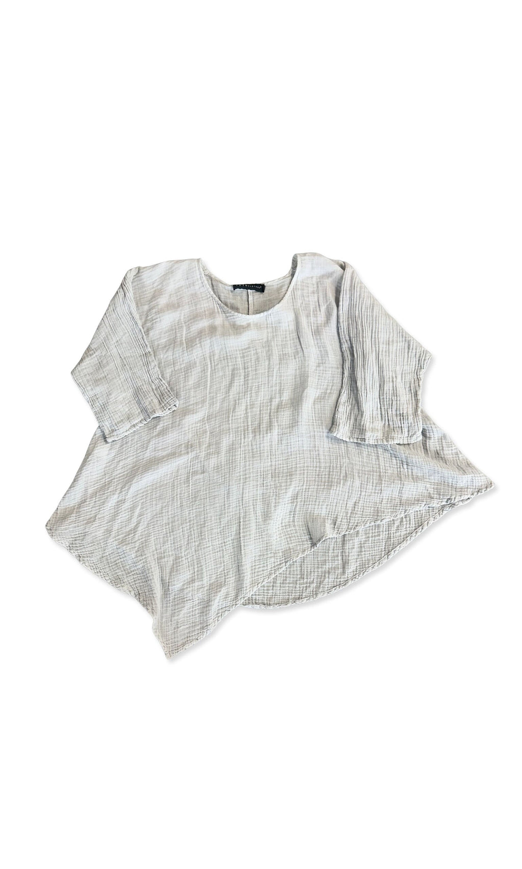 Plümo- Ellery Blouse: light grey, loose-fit muslin waffle top with round neck and long sleeves, shown flat.