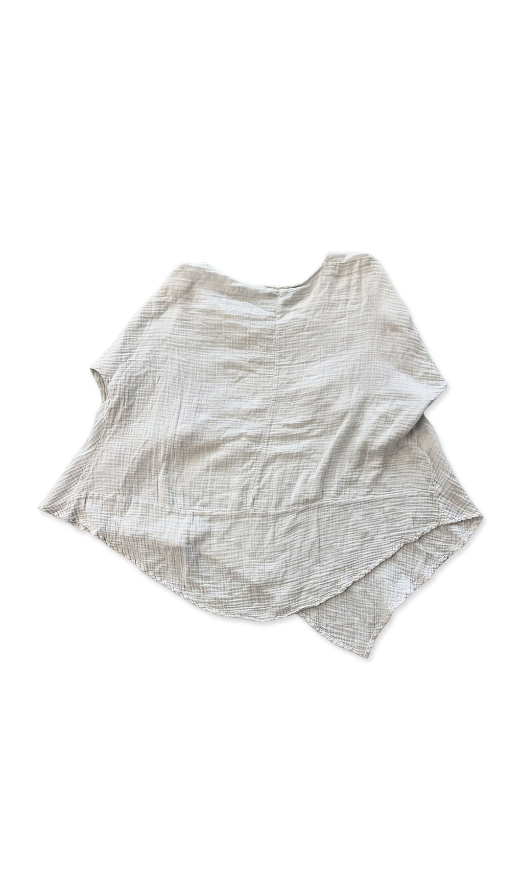 Plümo- Light gray Ellery Blouse, loose-fitting and asymmetrical, in textured muslin waffle fabric, laid flat on white.